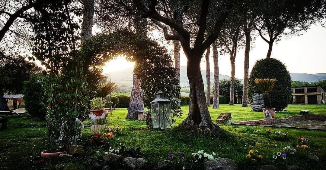 Resort Restaurant Villa Berta San Severino Marche Buitenkant foto