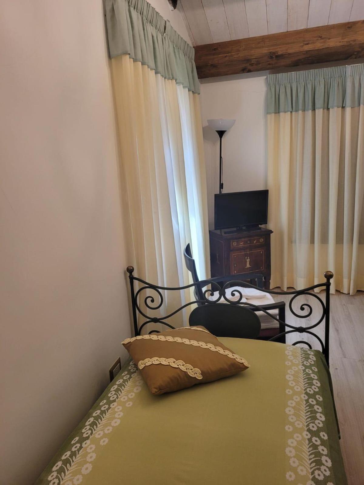 Resort Restaurant Villa Berta San Severino Marche Buitenkant foto